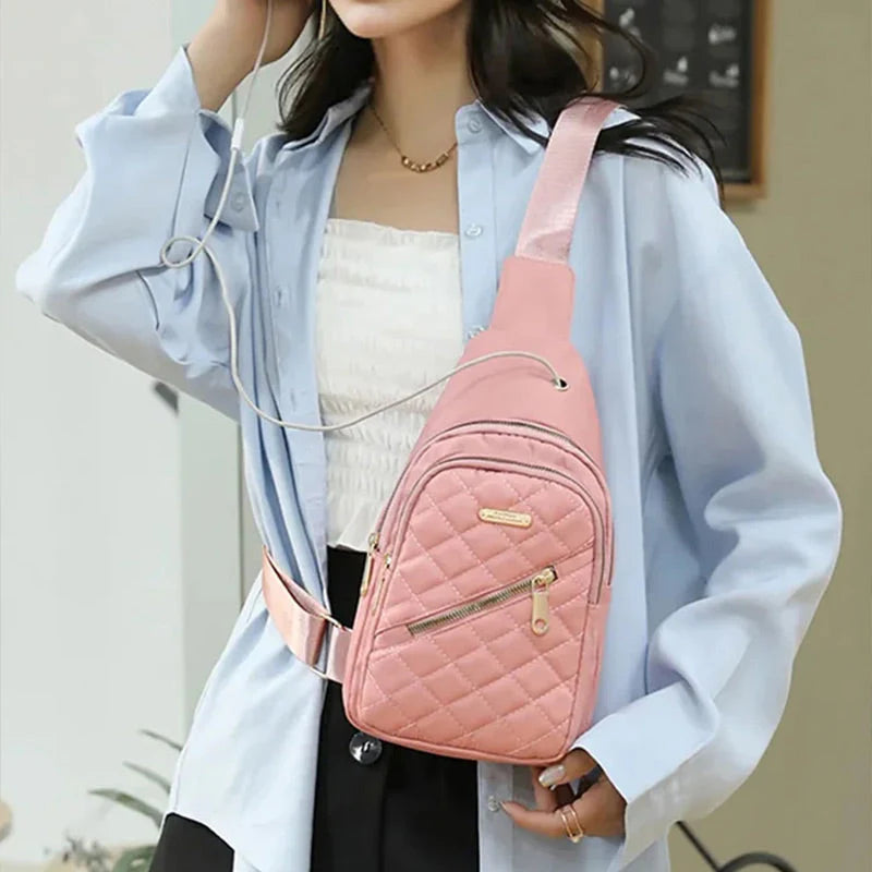 【🔥Preprosta in elegantna!】👝Torba za čez ramo - velika prostornina, vodoodporna, možnost povezave s podatkovnim kablom