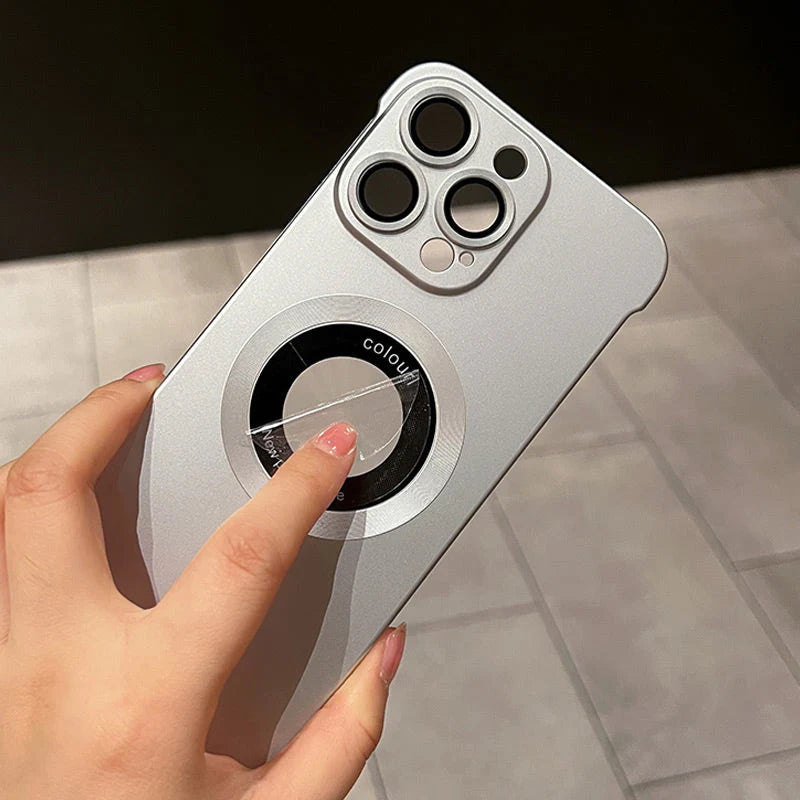 【iPhone 12–16】Ultra tanek ovitek za iPhone, kovinska barva, magneten, mat tekstura