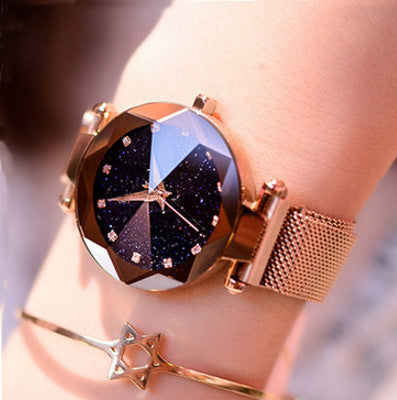 LuxMoon® - ⌚Ura z diamantnim dizajnom in mrežastim paščkom + BREZPLAČNA ZAPESTNICA (🔥60 % popust!)
