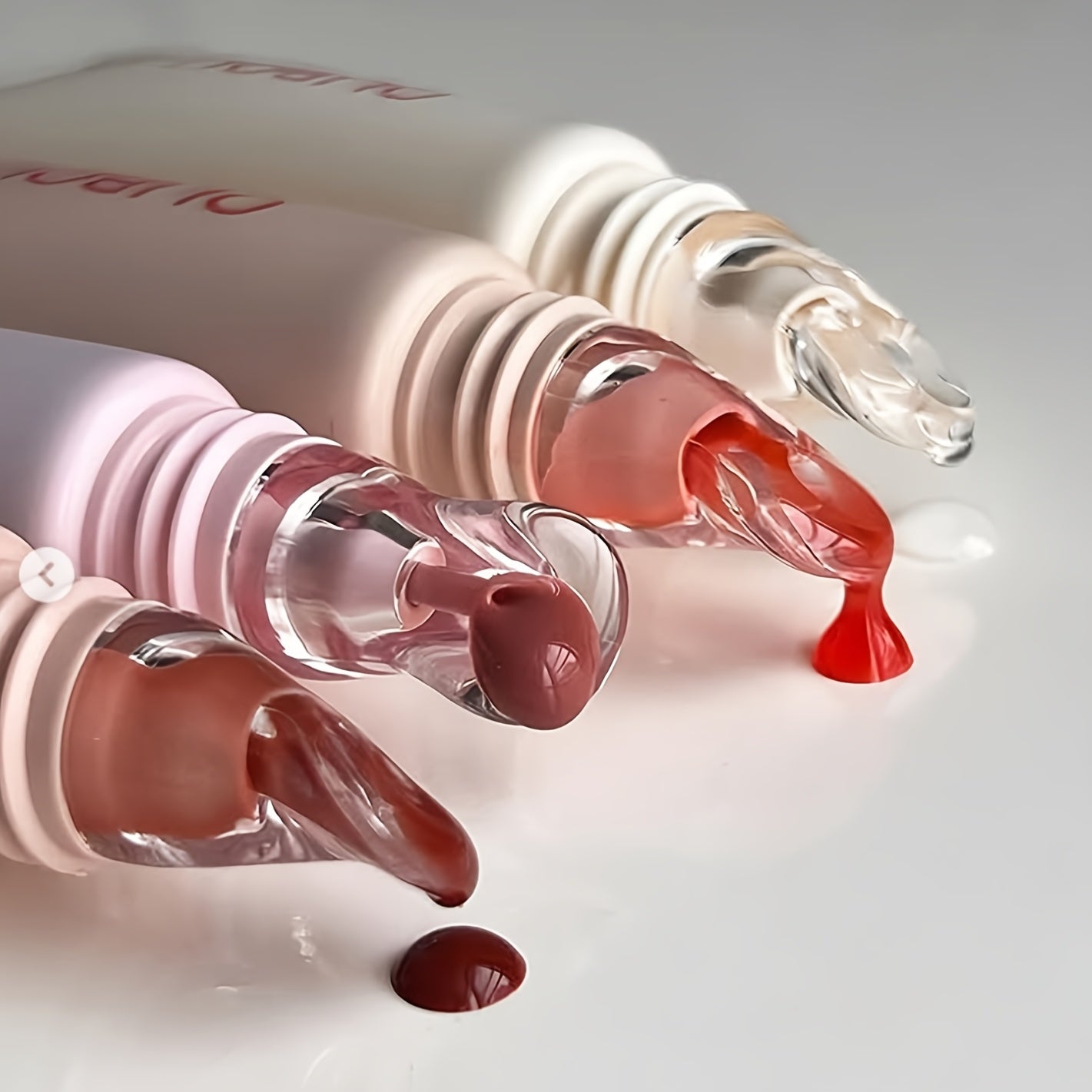 Color cosmetic lip oil